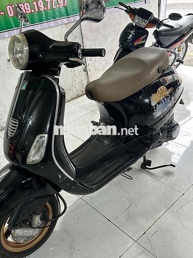 Piaggio Vespa LX 3v 125 ngay chủ