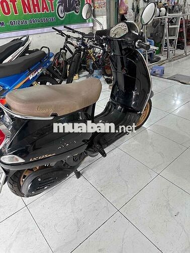Piaggio Vespa LX 3v 125 ngay chủ