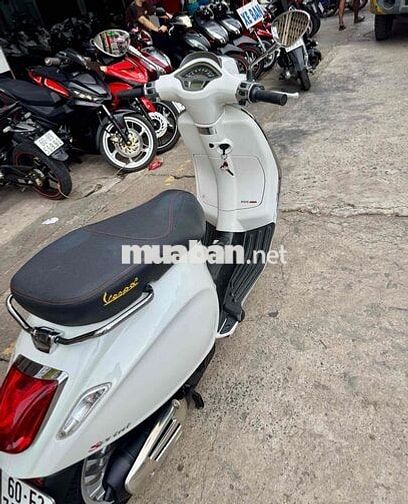 🟡🟡  Vespa Sprint ABS  Trắng đký 2018 chính chủ