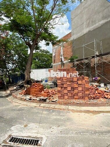 Đất 9 x 19m Lô góc 2 Mặt đường nhựa 6m. Gần chợ Xuân Thới Thượng 