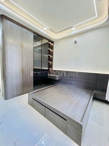 Nhà ngang 11m dt73m2 đúc mới 5 tầng 7pn hẻm 8m Lê Văn Quới,Q. Bình Tân