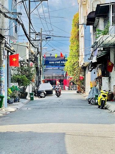 Nhà ngang 11m dt73m2 đúc mới 5 tầng 7pn hẻm 8m Lê Văn Quới,Q. Bình Tân