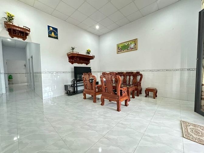 Gấp! Bán nhà C4 đường Nguyễn Thị Bi 103m2 sổ hồng riêng giá 690 triệu