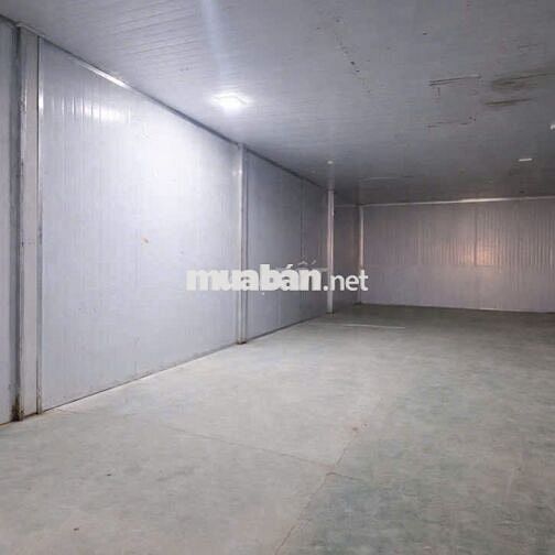 Cho thuê kho Nguyễn Văn Tạo có sân riêng – phù hợp showroom & kho hàng