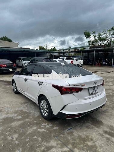Bán đấu giá Hyundai Accent 2023 AT
