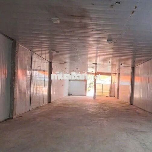 Cho thuê kho Nguyễn Văn Tạo có sân riêng – phù hợp showroom & kho hàng