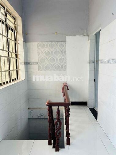 Cho thuê nhà Phú Cuờng 1 trệt 1 lầu 1 lửng gồm 2 PN 2 WC đường CMT8