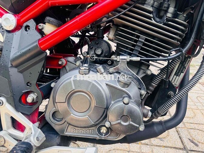 Benelli TNT125 màu Trắng