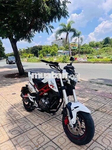Benelli TNT125 màu Trắng