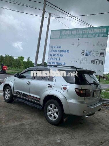 Toyota Fortuner 2009 máy dầu số sàn