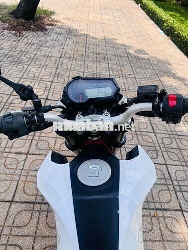 Benelli TNT125 màu Trắng
