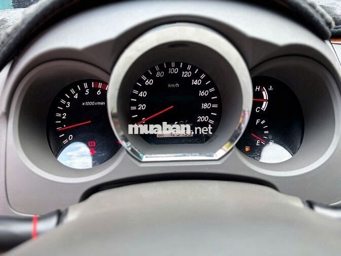 Toyota Fortuner 2009 2.7V 4x4 Xám