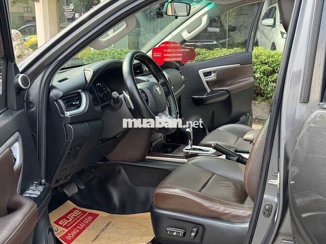 Toyota Fortuner 2017 2.7V 4x2 136786 km Xám