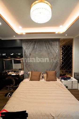 BÁN NHÀ GẦN CHỢ PHẠM VĂN HAI QUẬN TÂN BÌNH 