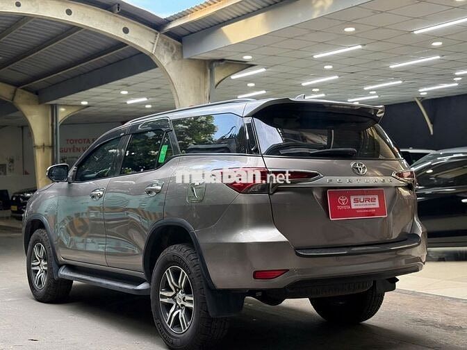 Toyota Fortuner 2.4G MT 2020 Đồng