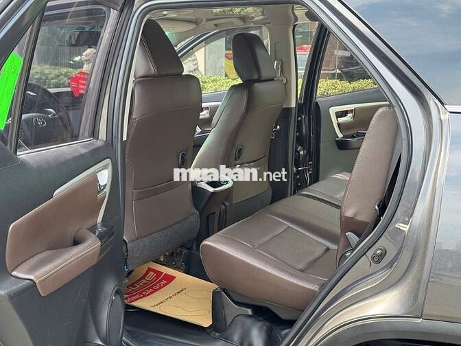 Toyota Fortuner 2017 2.7V 4x2 136786 km Xám