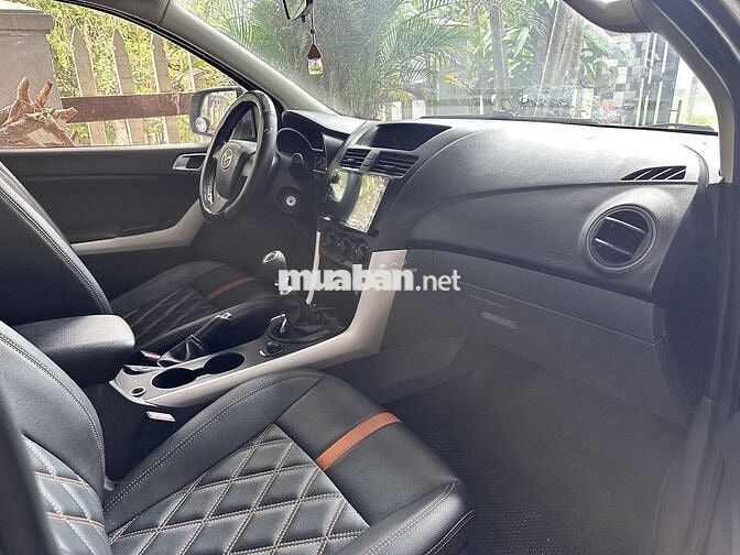 Mazda BT-50 2013 Số sàn Nâu