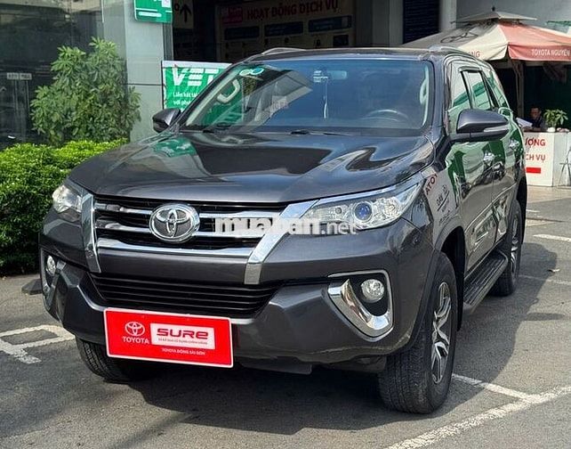 Toyota Fortuner 2017 2.7V 4x2 136786 km Xám
