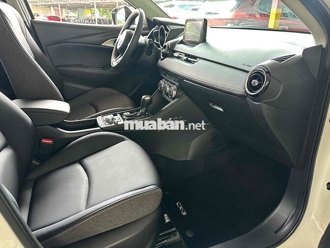 Mazda CX3 2025 Luxury 9000 km Trắng