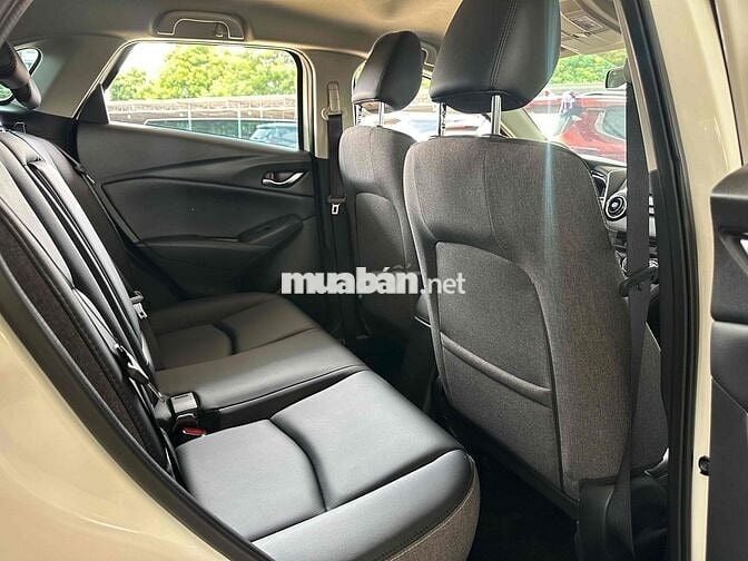 Mazda CX3 2025 Luxury 9000 km Trắng