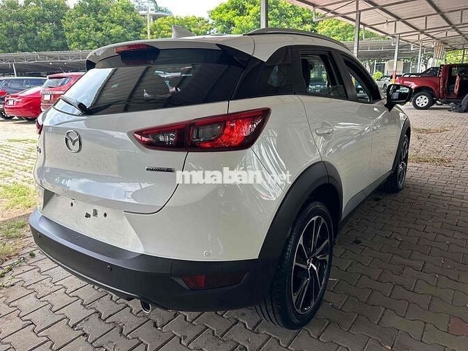 Mazda CX3 2025 Luxury 9000 km Trắng