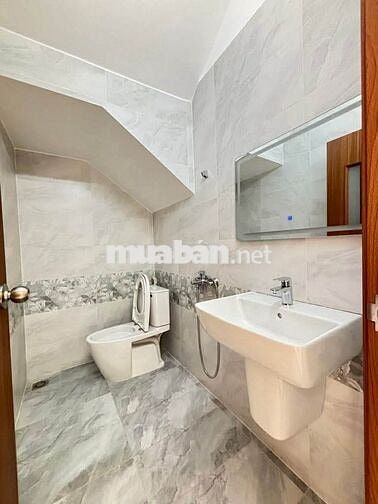 BÁN NHÀ 3 TẦNG KHU PHÂN LÔ ĐƯỜNG SỐ 8, LINH XUÂN 68M2 6,7 TỶ
