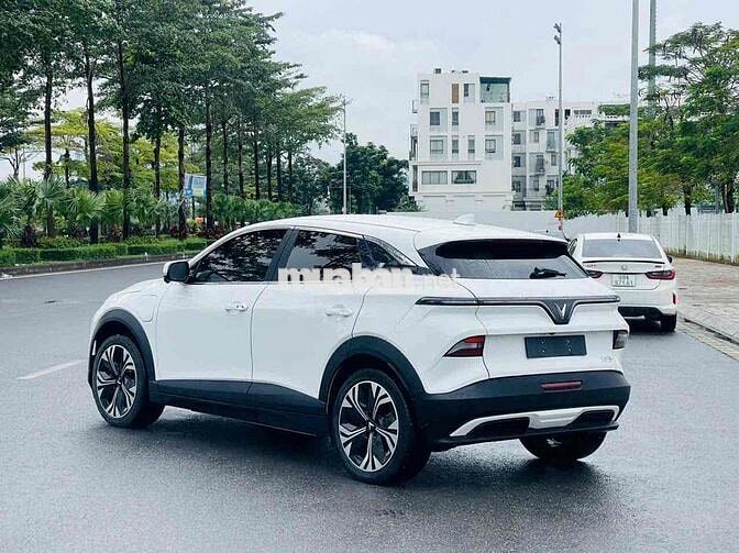 Xe điện Vinfast VF6 Plus 2024 Trắng