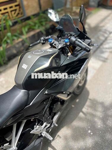 Honda CBR 150 ABS 2025 Đen 1300km xe lướt mới tinh