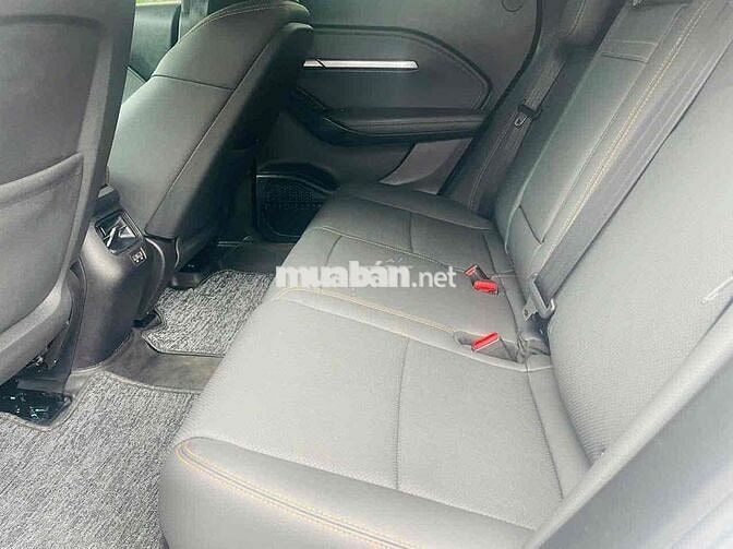 Xe điện Vinfast VF6 Plus 2024 Trắng