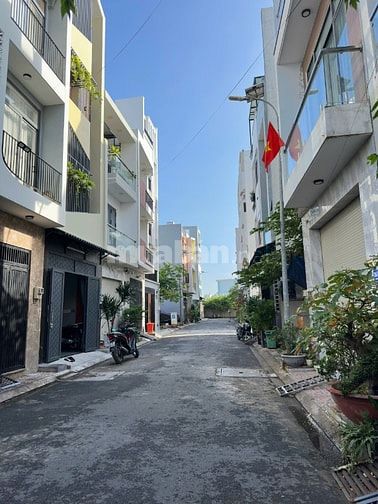 Nhà Phố Kênh Tham Lương Đường số 3 Xây Mới 3 Lầu 4x13m - Hướng Đông