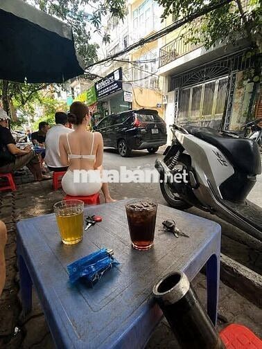 Bán nhà Trần Thái Tông, Cầu Giấy, 70m2,12,5 tỷ, Nhà dân xây, thoángđẹp
