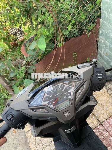 Honda Vario 150 2017 Vàng cát
