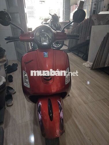 Piaggio GTS 125 Đỏ