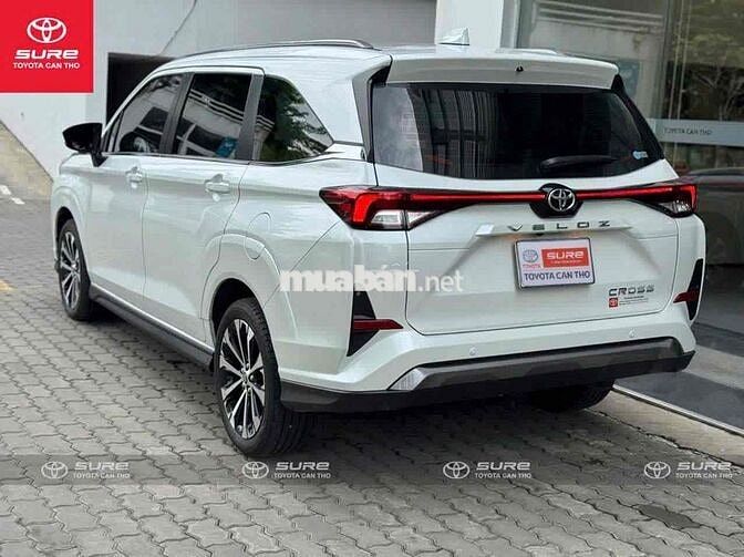 Toyota Veloz Cross Top 2024 Trắng 9800 km