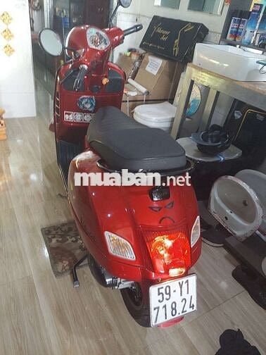 Piaggio GTS 125 Đỏ