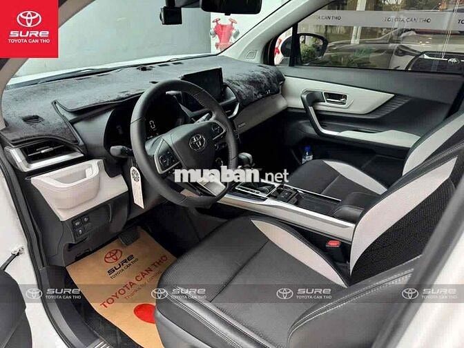 Toyota Veloz Cross Top 2024 Trắng 9800 km