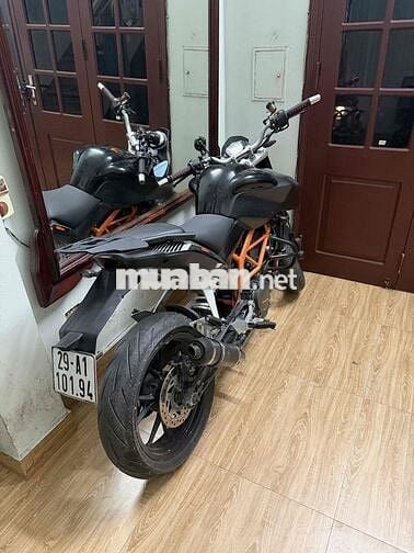 KTM Duke 390 Đen