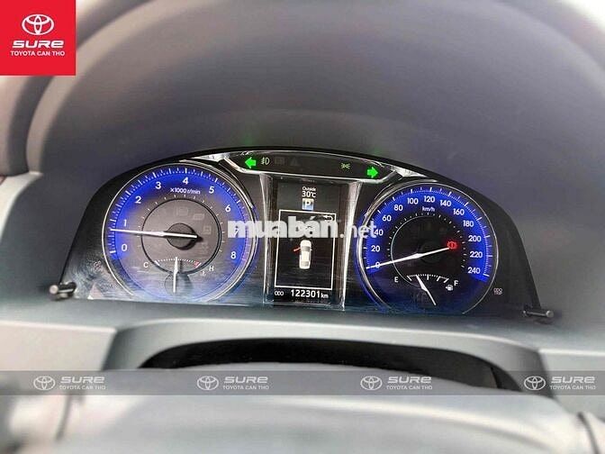 Toyota Camry 2.5Q 2016 Vàng Cát chính hãng