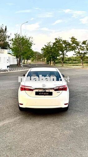 Toyota Corolla Altis 2015 Bản G Trắng