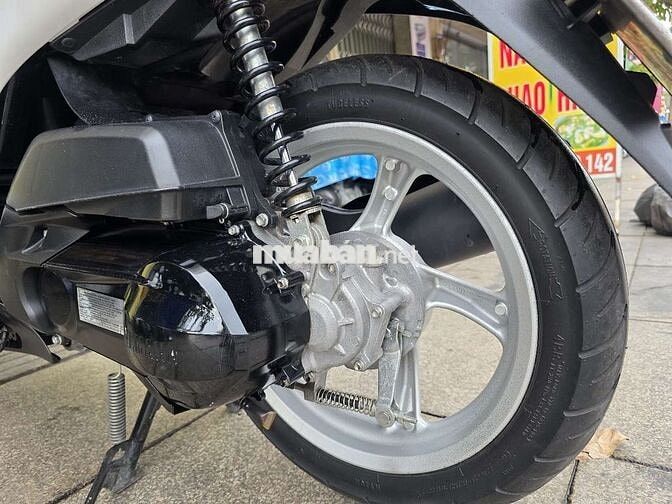 Yamaha Janus 2018 Trắng