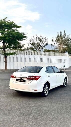 Toyota Corolla Altis 2015 Bản G Trắng