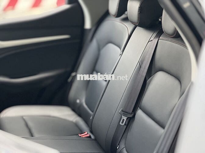 MG ZS STD - NEW