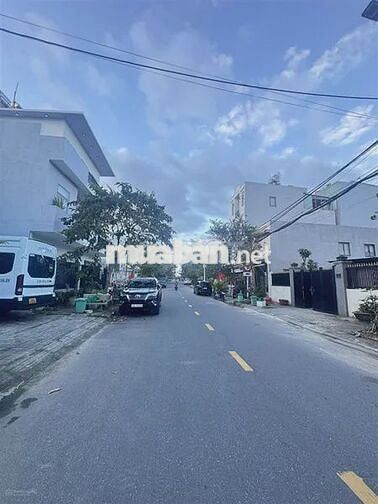 Lô golden hill giá *** thị trường, đấu lưng với đường 33m