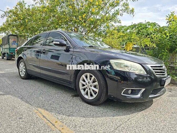 Toyota Camry 2011 2.4G Đen