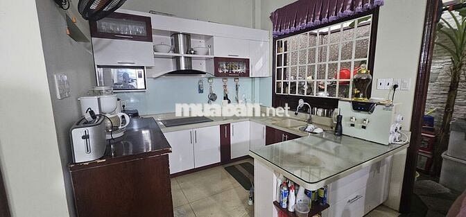 Nhà 7x19,5m, 4 tầng, Full nội thất, KDC Bình Hưng, Bình Chánh