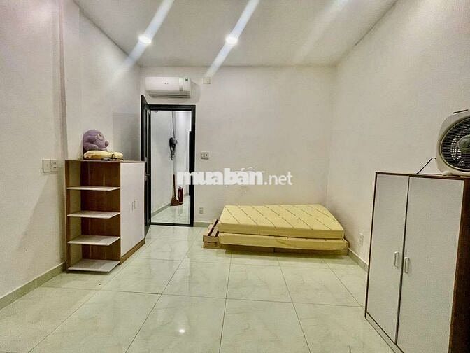 Căn Hộ 2PN + 1 Ban Công 60m2 - Nguyên Tầng - Nguyễn Xí - Gần Richmond