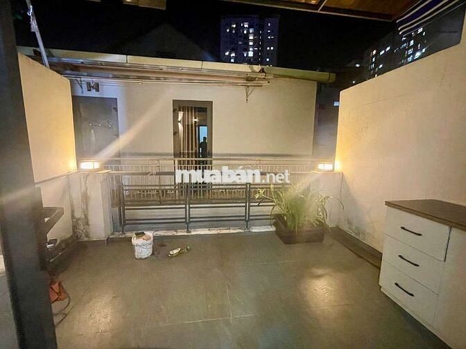 Căn Hộ 2PN + 1 Ban Công 60m2 - Nguyên Tầng - Nguyễn Xí - Gần Richmond