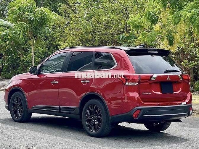 Mitsubishi Outlander 2.4 Premium Model 2020