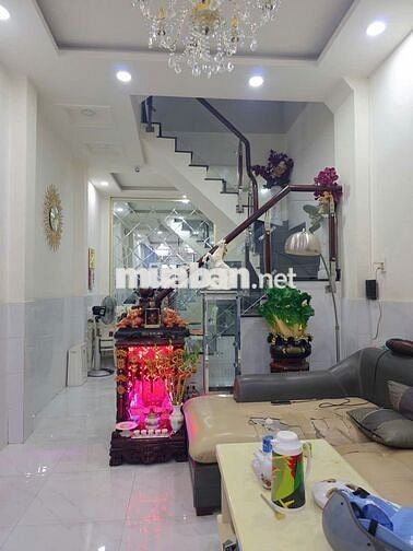 NHÀ ĐẸP 3 LẦU SÂN THƯỢNG, NỞ HẬU LỚN RẤT THOÁNG HỒNG BÀNG P16 Q11