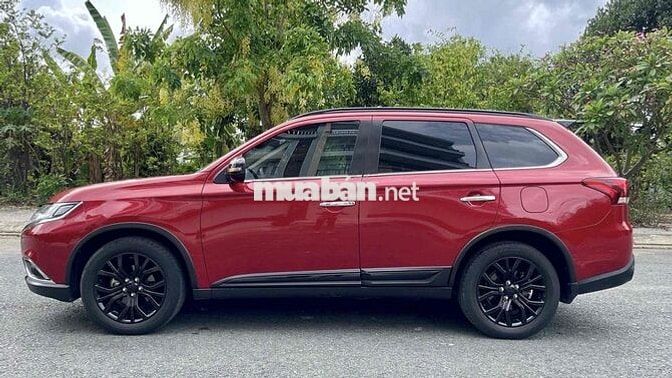 Mitsubishi Outlander 2.4 Premium Model 2020